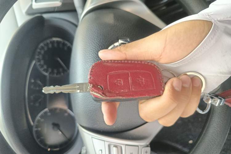 Used Nissan Tiida 2016 1.6L CVT Cool Dynamic Edition
