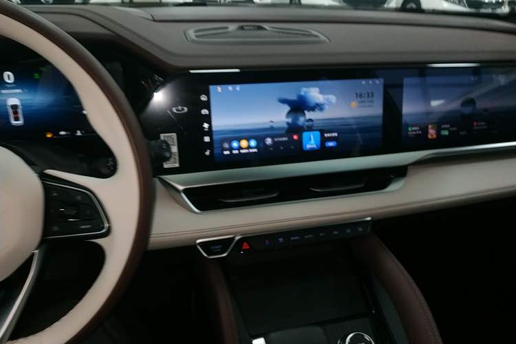 Used Geely Auto Monjaro L 2024 2.0TD High-Power Automatic Two-Wheel Drive Yunqi Version