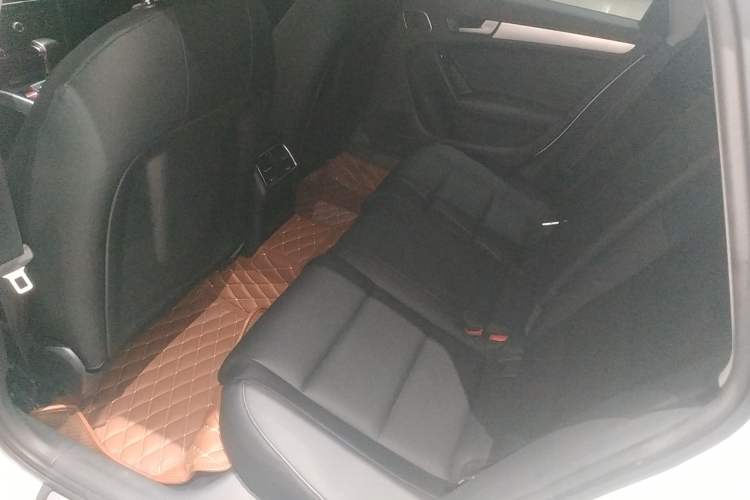 Used Audi A4L 2015 35 TFSI Automatic Standard Model
