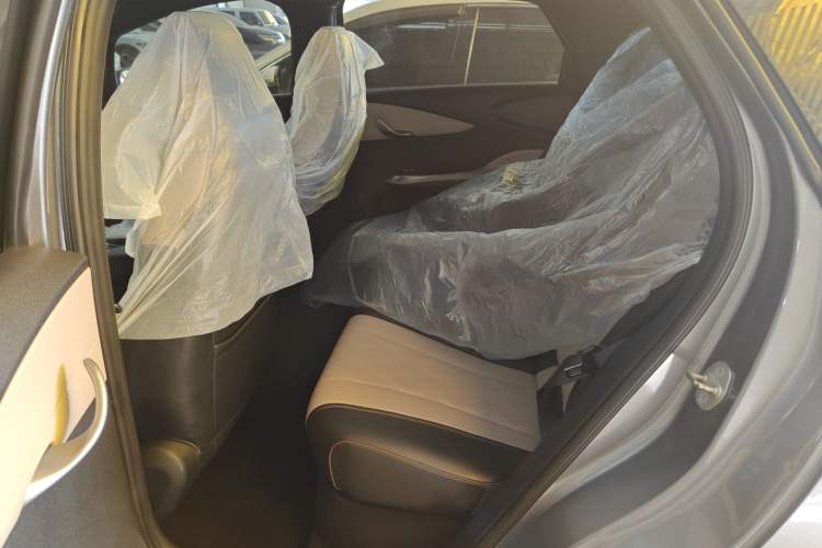 Used BYD Dolphin 2023 420 km Fashion Edition
