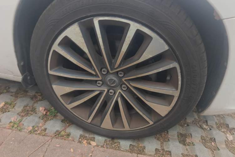 Used Volvo S60 2018 S60L T4 Smart & Ambitious Edition