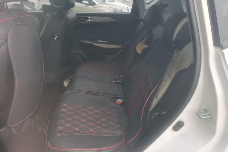 Used Changan CS35 2017 1.6L Manual Luxury Model
