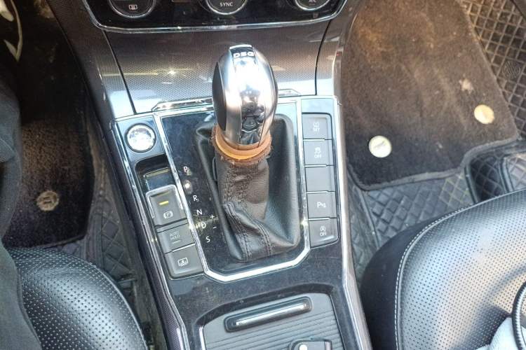 Used Volkswagen Passat 2017 330TSI DSG Luxury Edition
