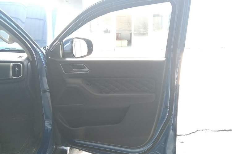 Used Great Wall Poer 2021 2.0T Global Version Passenger Automatic Diesel Two-Wheel Drive Comfort Trim Standard Cab GW4D20M
