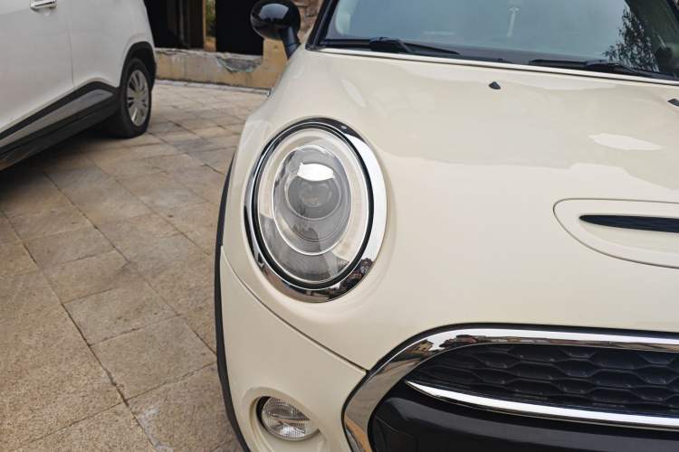 Used MINI MINI 2015 2.0T COOPER S Five-Door Edition

