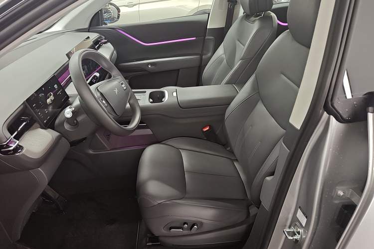 Used XPeng G6 2025 625 Long-Range Max Flagship Edition
