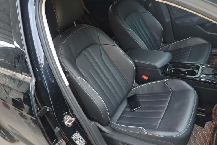 Used Volkswagen Passat 2023 Revised 330TSI Elite Edition
