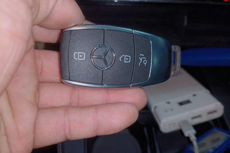 Used Mercedes-Benz A-Class 2022 Revised Version A 200 L Sport Sedan Fashionable Style
