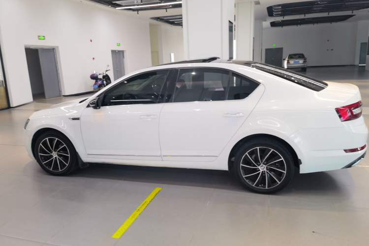 Used Skoda Octavia 2019 TSI280 DSG SmartDrive Luxury Edition China VI
