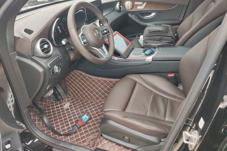 Used Mercedes-Benz GLC 2022 GLC 300 L 4MATIC Dynamic Model
