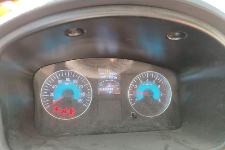 Used Jinbei New Hiace S 2023 1.5L Wealth Edition Passenger Van 5/6/7-Seater Central Air Conditioning Version SWC15M
