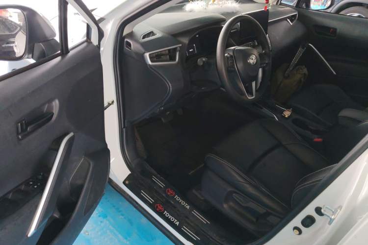 Used Toyota FRONTLANDER 2024 2.0L CVT Elite Edition