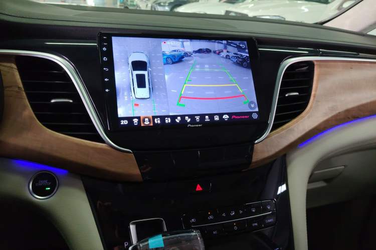 Used Buick GL8 2018 ES 28T Comfort Model China VI Standard