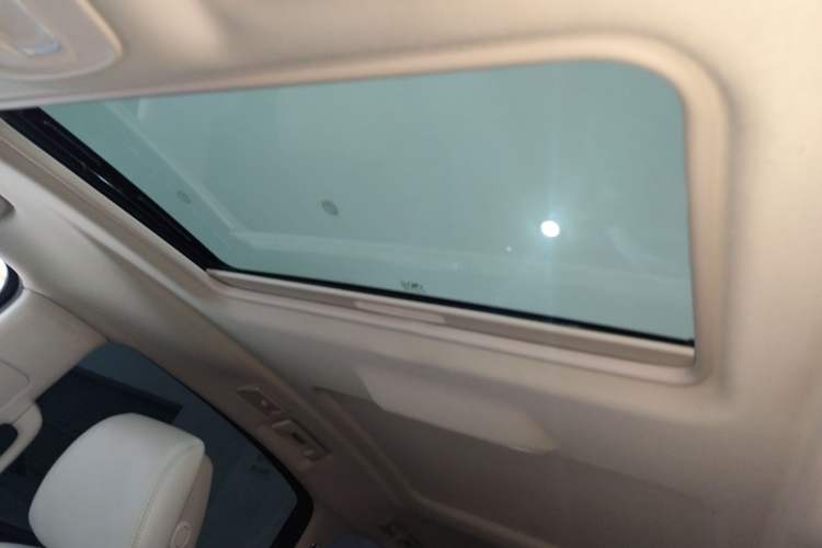 Used Buick GL8 2022 ES Landtrek 653T Comfort Edition
