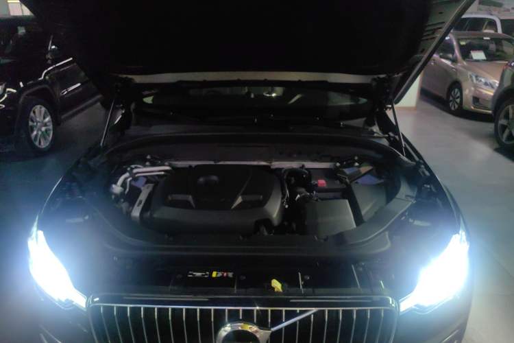 Used Volvo XC60 2018 T5 4x4 Zhiya Luxury Edition
