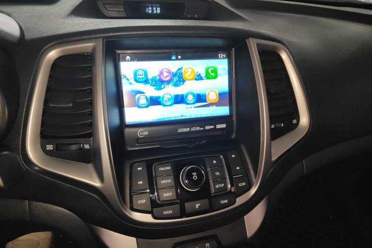 Used Changan Eado 2015 1.6L Automatic Junku Model China IV Standard
