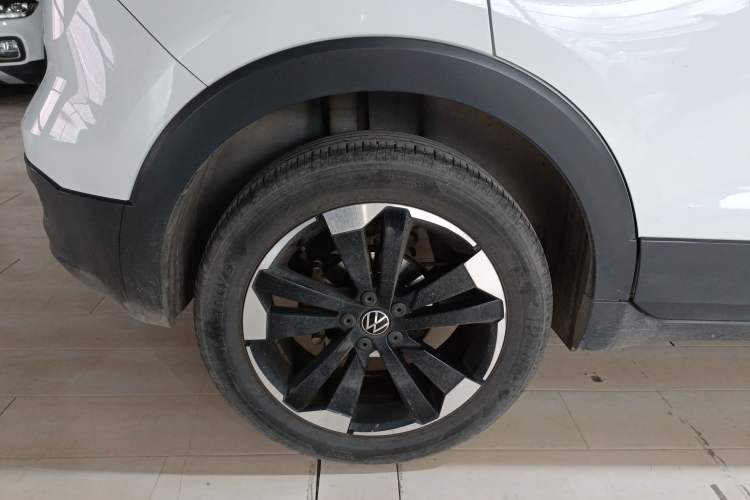 Used Volkswagen Tacqua 2023 200TSI DSG Joy-Connect Edition