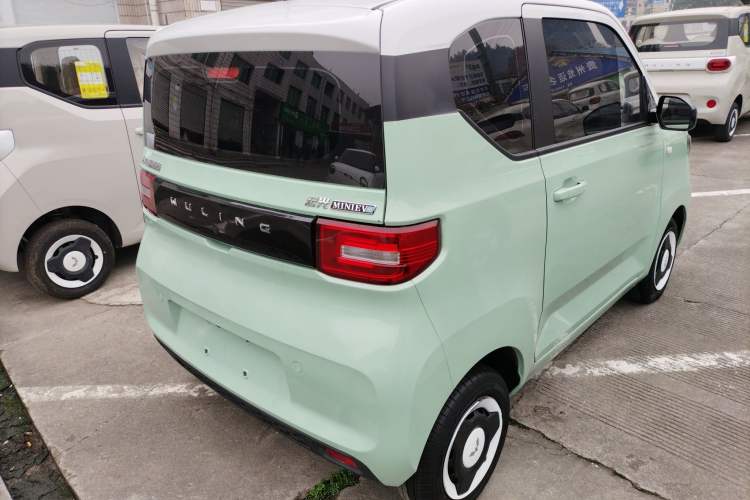 Used Wuling Hongguang MINIEV 2022 Macaron Fashion Model Lithium Iron Phosphate
