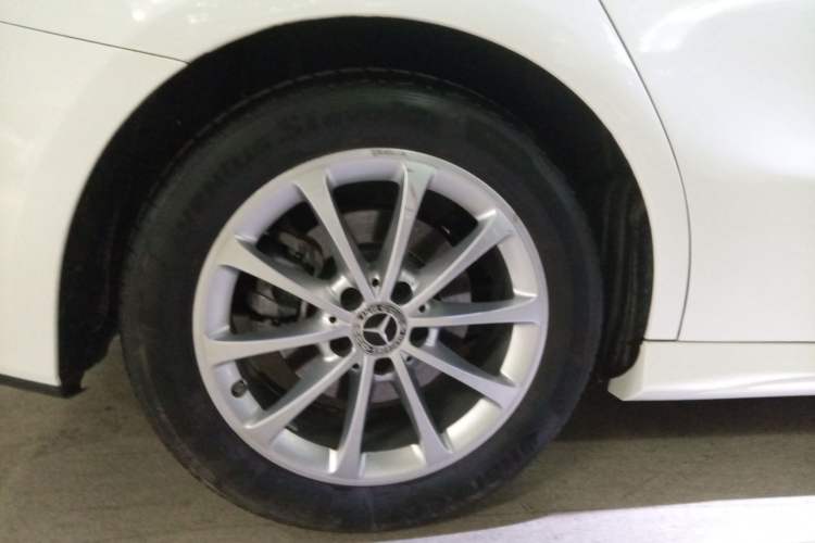 Used Mercedes-Benz A-Class 2022 Restyled A 200 L Sport Sedan Fashion Version
