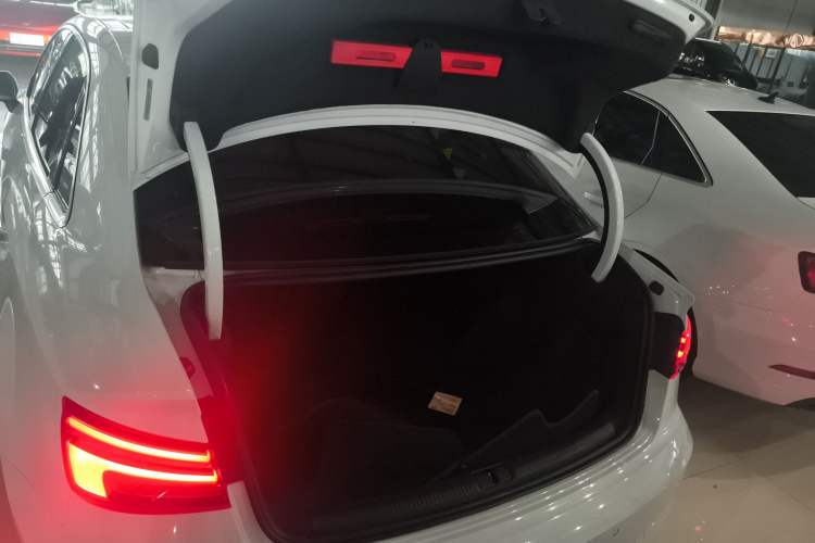 Used Audi A3 2020 Restyled Limousine 35 TFSI Ambition Version China VI
