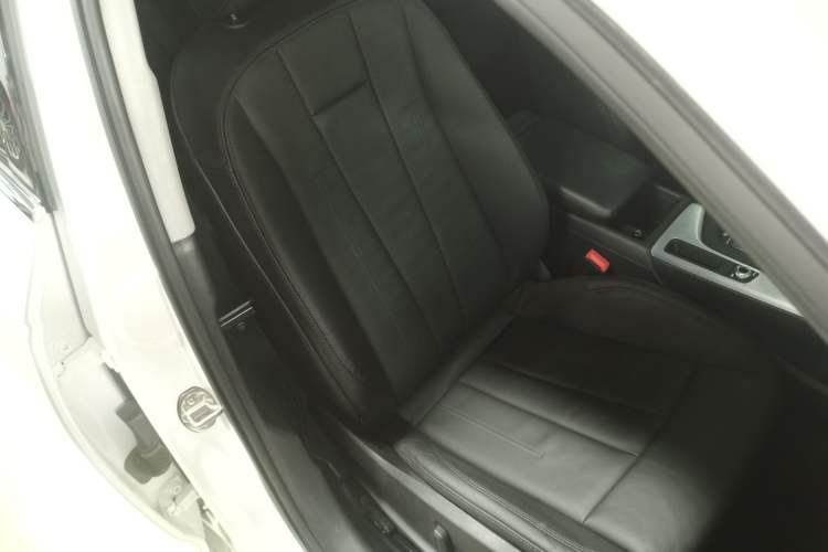 Used Audi A4L 2019 40 TFSI Fashion Edition China VI Emission Standard
