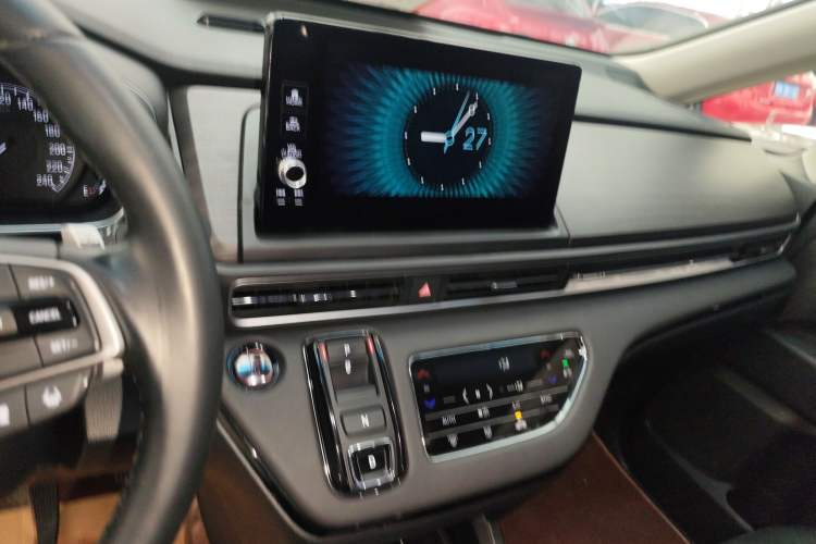 Used Honda Elysion 2022 2.0L eHEV Luxury Edition
