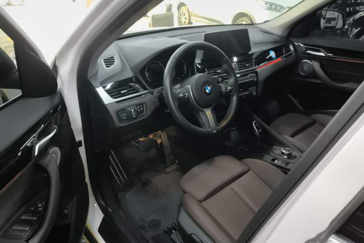 Used BMW X1 2021 Restyled sDrive25Li Leading Edition
