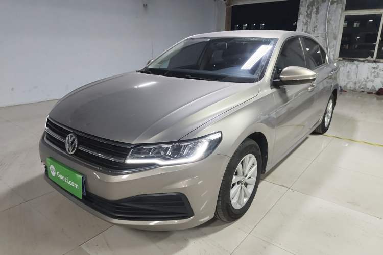 Used Volkswagen Bora 2019 Revised Version 1.5L Automatic Fashionable Style China VI