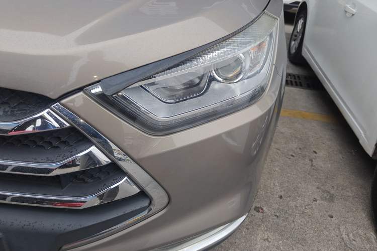 Used  Refine S3 2016 1.5L Manual Luxury Smart Version
