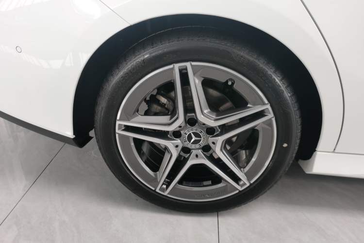 Used Mercedes-Benz CLA 2022-Year Updated CLA 200