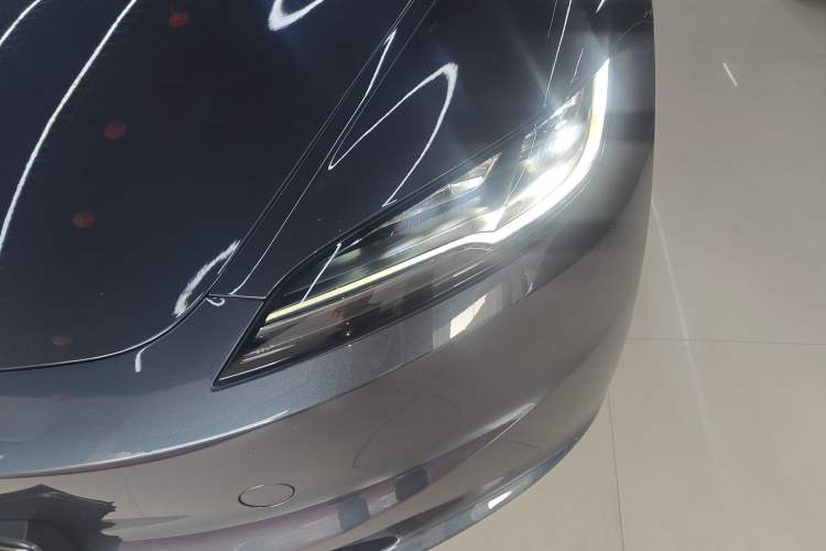 Used Tesla Model 3 2023 Rear-Wheel-Drive Version