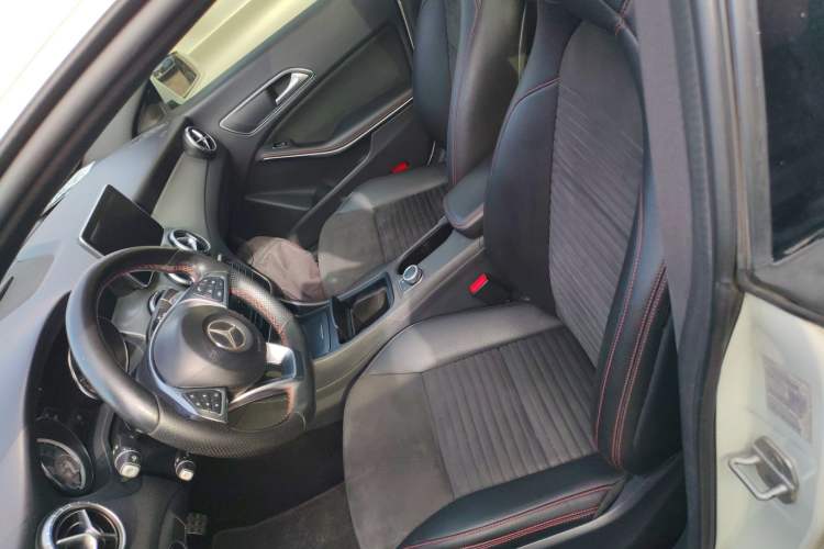 Used Mercedes-Benz CLA 2015 CLA 220 4MATIC