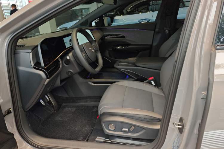 Used Hongqi EH7 2025 640 All-Wheel Drive Smart Selection Edition
