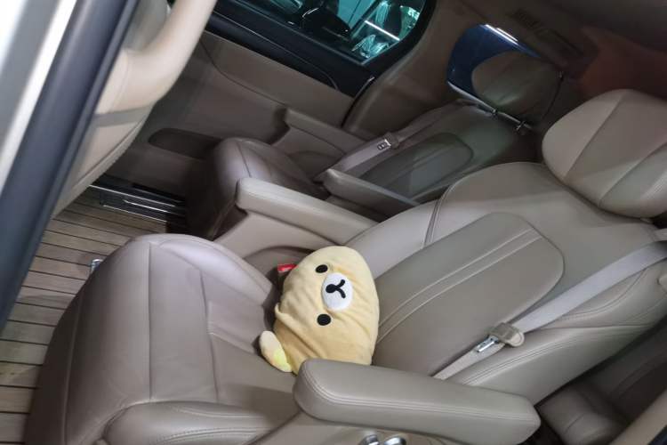 Used Buick GL8 2021 ES Land Cruiser 653T Flagship Model
