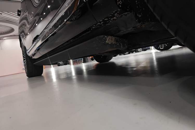 Used Hima AITO M9 2025 Extended-Range Ultra Version 52 kWh 6-Seater
