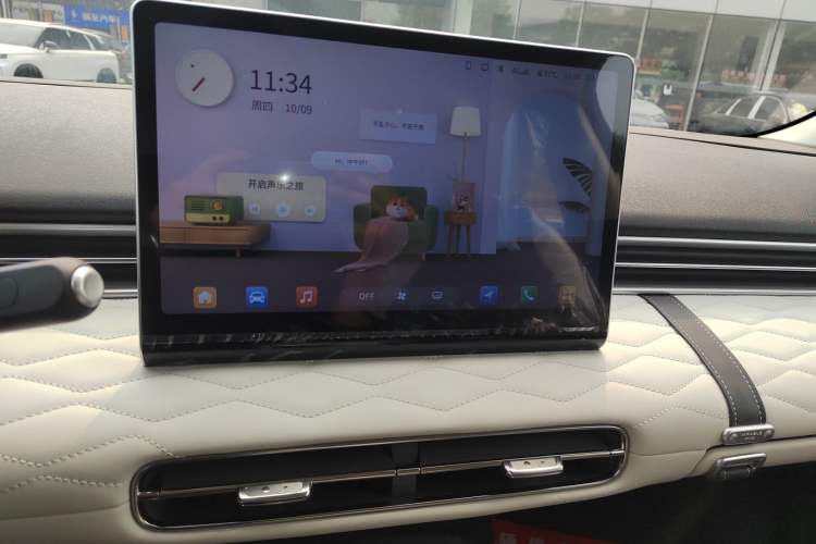 Used Dongfeng NAMMI 01 2024 New Edition 330 Plus Smart+
