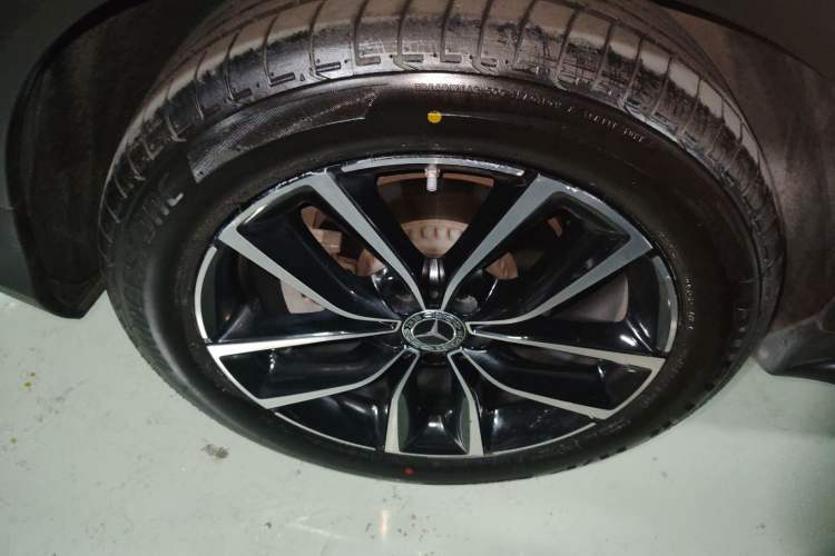 Used Mercedes-Benz GLC 2020 Facelift GLC 300 L 4MATIC Dynamic Edition