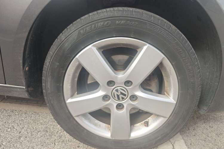 Used Volkswagen Touran 2013 1.4T Manual Fashion Edition 5 Seats
