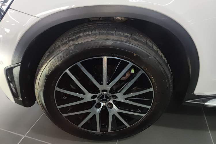 Used Mercedes-Benz GLC Coupe 2022 Refreshed GLC 300 4MATIC Coupe SUV
