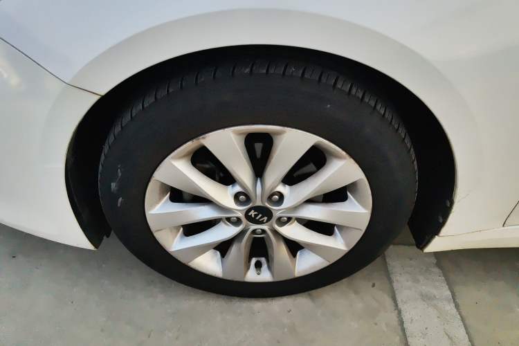 Used Kia K5 2016 1.6T Automatic LUX
