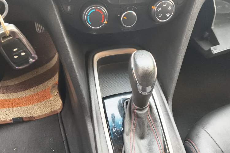 Used Chevrolet Monza 2019 Redline 320T Dual-Clutch Sporty Version China VI Standard
