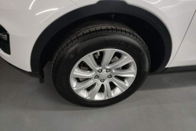 Used Land Rover Discovery Sport 2018 240 PS SE Version