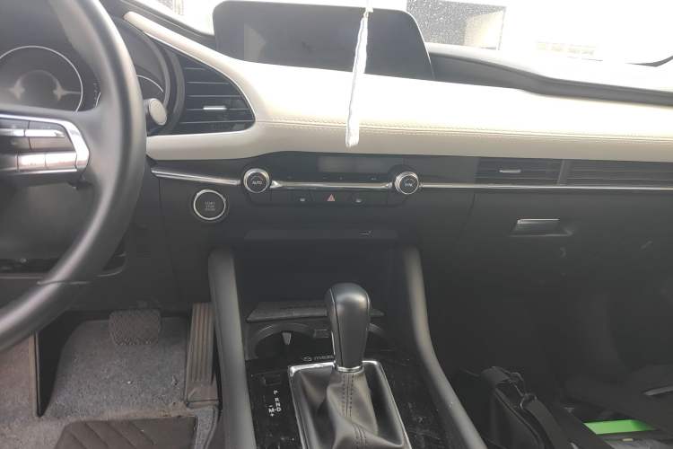 Used Mazda Mazda 3 Axela 2021 2.0L Automatic ZhiZun Edition