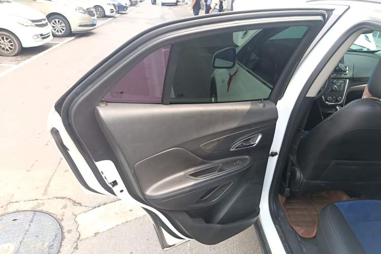 Used Buick Encore 2015 1.4T Automatic Two-Wheel Drive Urban Leading Model
