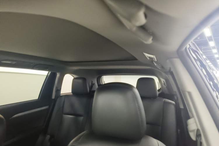 Used Toyota Highlander 2017 2.0T Four-Wheel Drive Luxury Edition 7 Seats