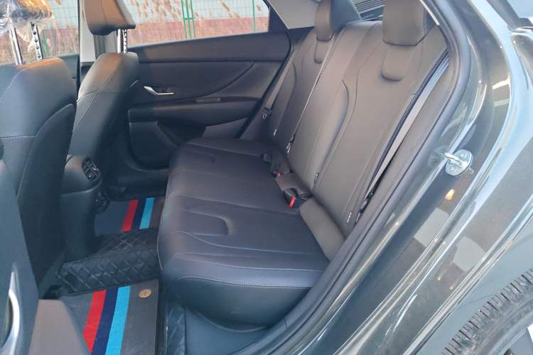 Used Hyundai Elantra 2023 1.5L CVT GLX Elite Edition
