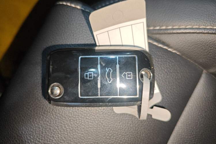 Used MG ZS 2018 1.5L Automatic Luxury Edition China V Standard