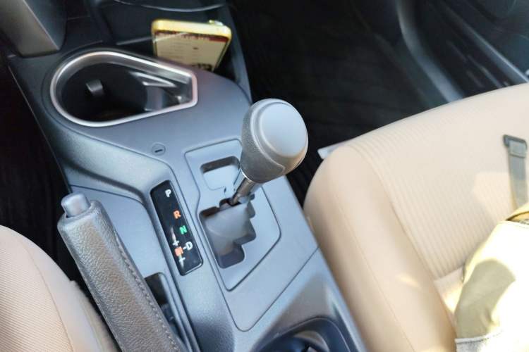 Used Toyota RAV4 2018 2.0L CVT Two-Wheel Drive Fashion X Edition
