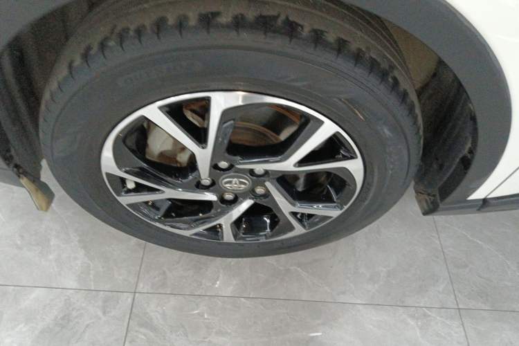 Used Toyota C-HR 2020 2.0L Leading Edition
