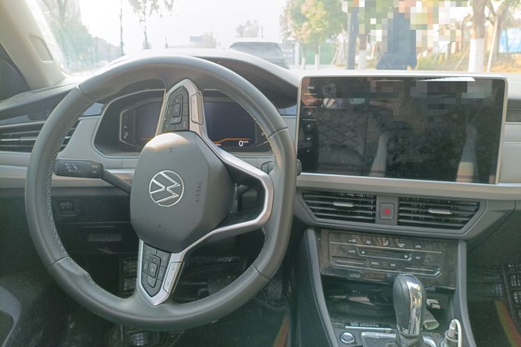 Used Volkswagen Bora 2023 300TSI DSG Prestige Edition
